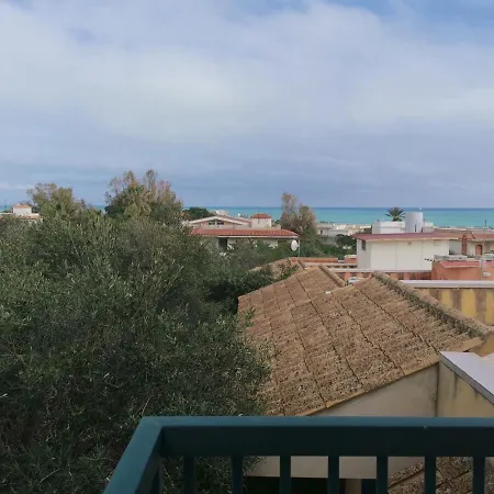 Terrazza Sul Mare San Lorenzo Lägenhet Reitani